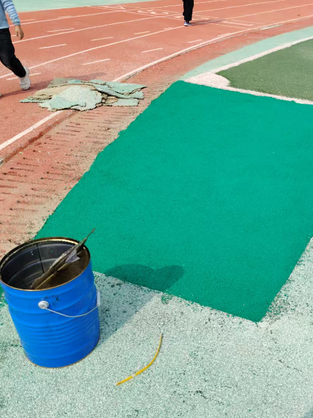 丰台球场翻新修补改造专项服务介绍